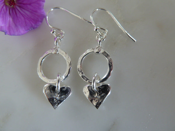 silver small circle & heart earrings