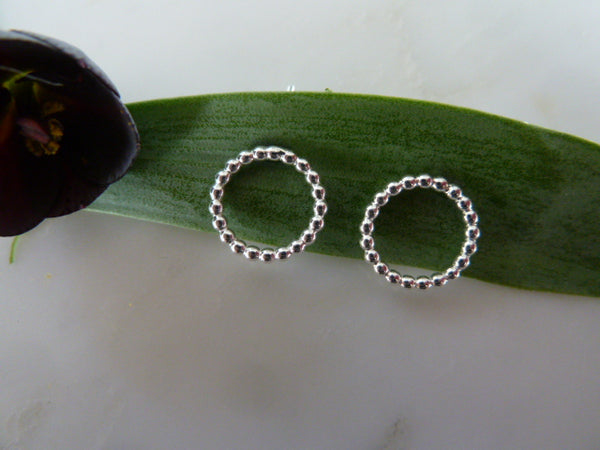 circle dot stud earrings