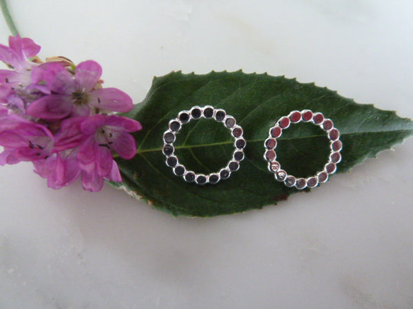silver flat dot circle studs