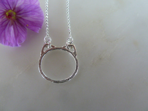 silver small cat necklace