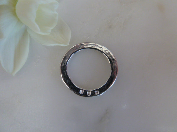 mum sentiment disc pendant